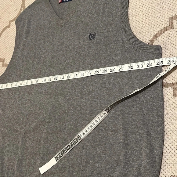 Mens Chaps V-neck sleeveless sweater vest - Picture 4 of 11